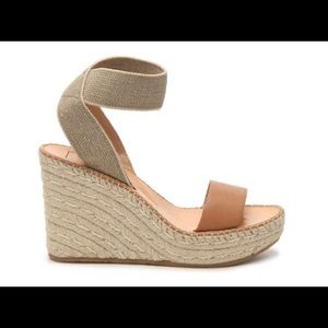 Dolce Vita Pavlin Wedge Sandals